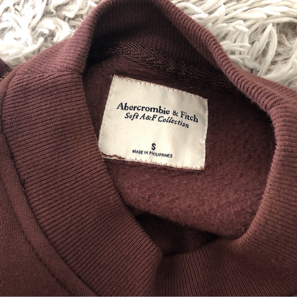 ❗️SOLD❗️🍂Abercrombie Sweat Shirt🍂 - Picture 3 of 3